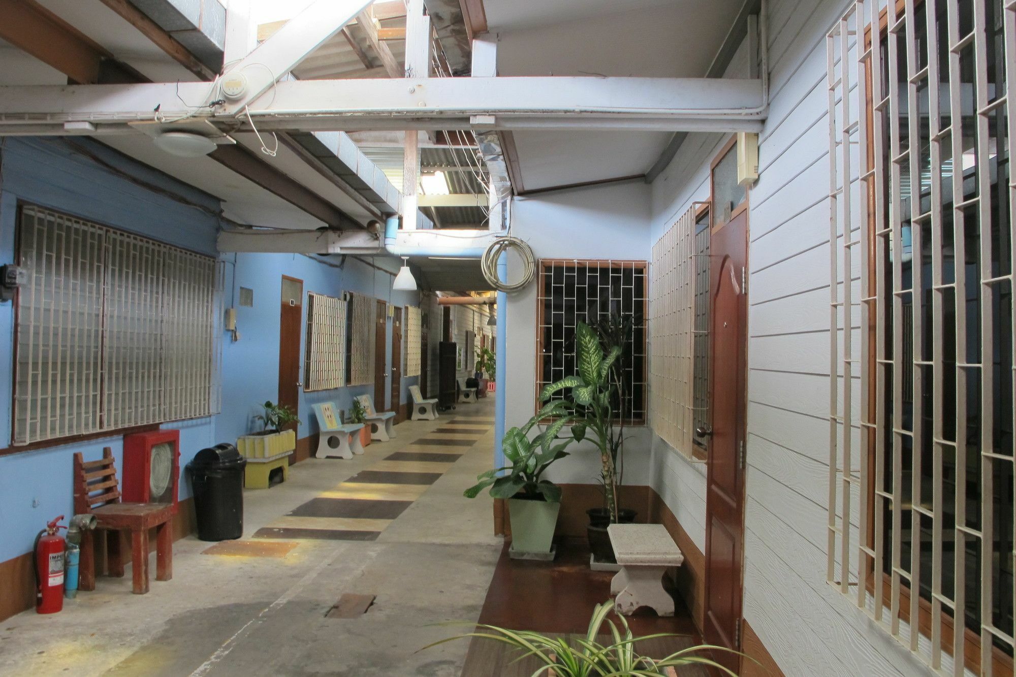 Samchai Hotel Si Racha Exterior foto